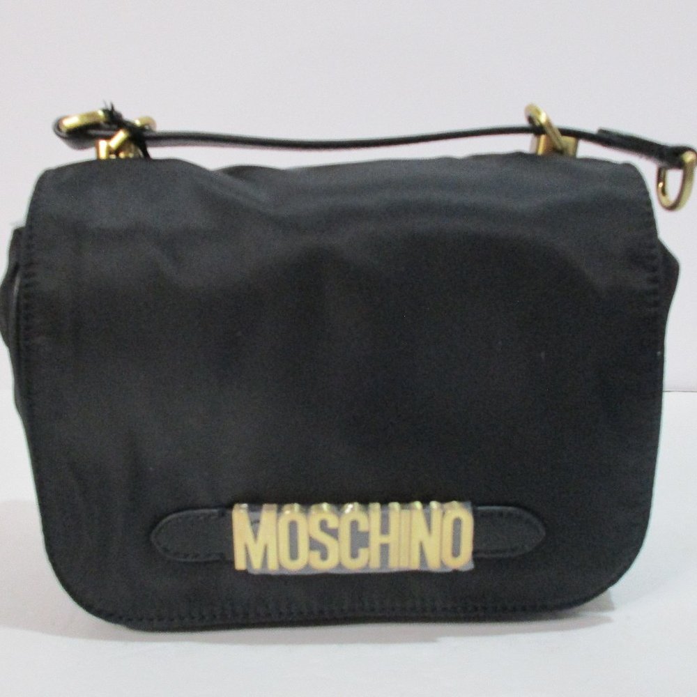 Moschino Logo Shoulder Bag B7405 8202-1555 NWT MSRP $865